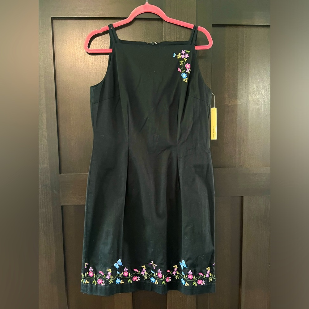 Amanda Smith black sundress with beautiful embroidery. New with tags